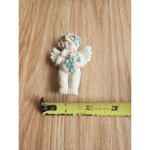 Vintage Angel Cherub Magnet with Flower Crown & Wings Decorative Figurine 3.75" - Picture 3 of 4